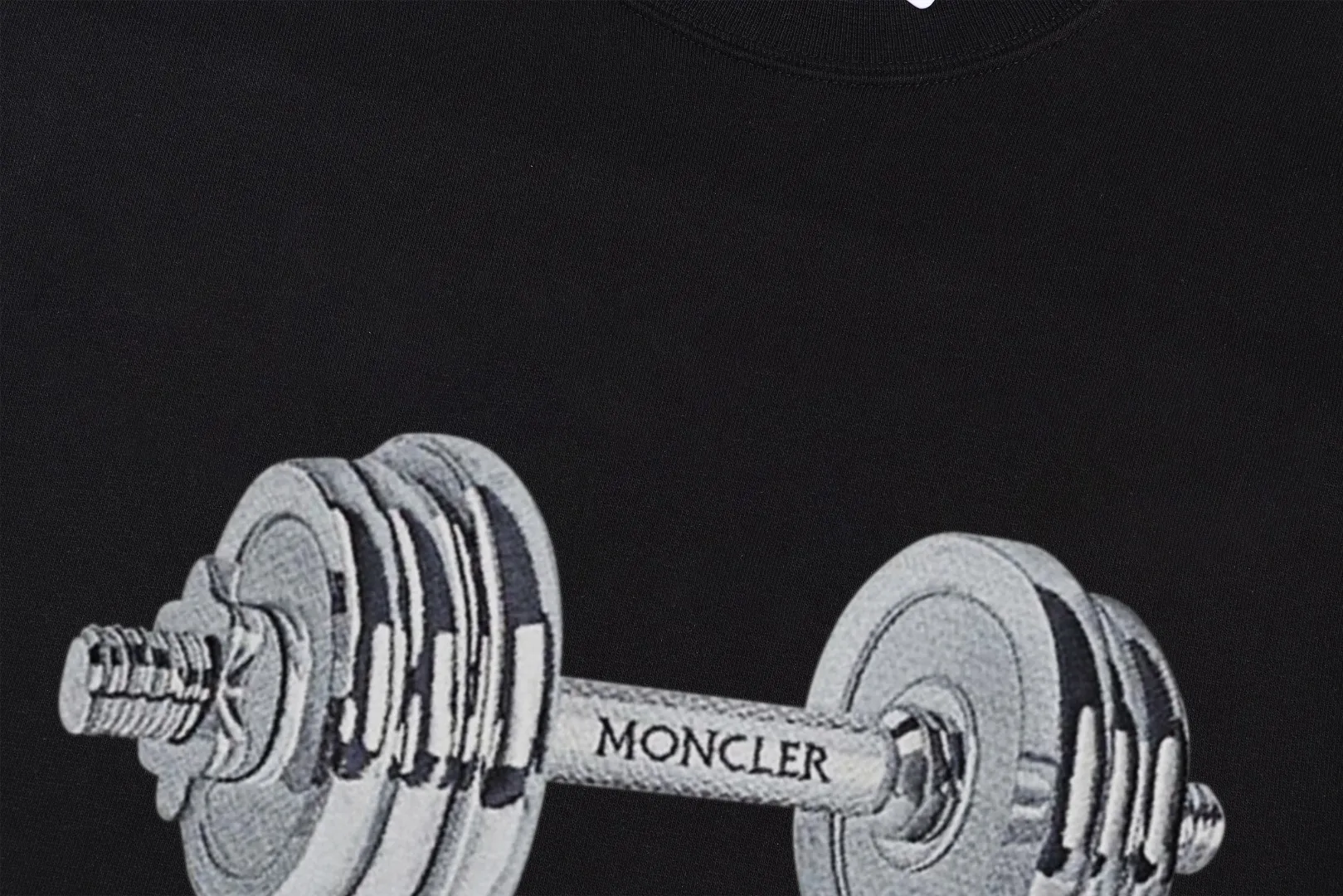 📦 📦 【 In Stock】 〖 𝐌𝐎𝐍𝐂𝐋𝐄𝐑~ 〗 440g 2025 T ， ， Premium Breathable Same Style ：Black White Size：S M L XL 2XL